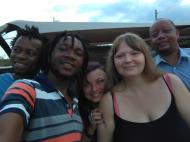 С друзьями и респондентами, Багамойо (фото А.А. Банщиковой)